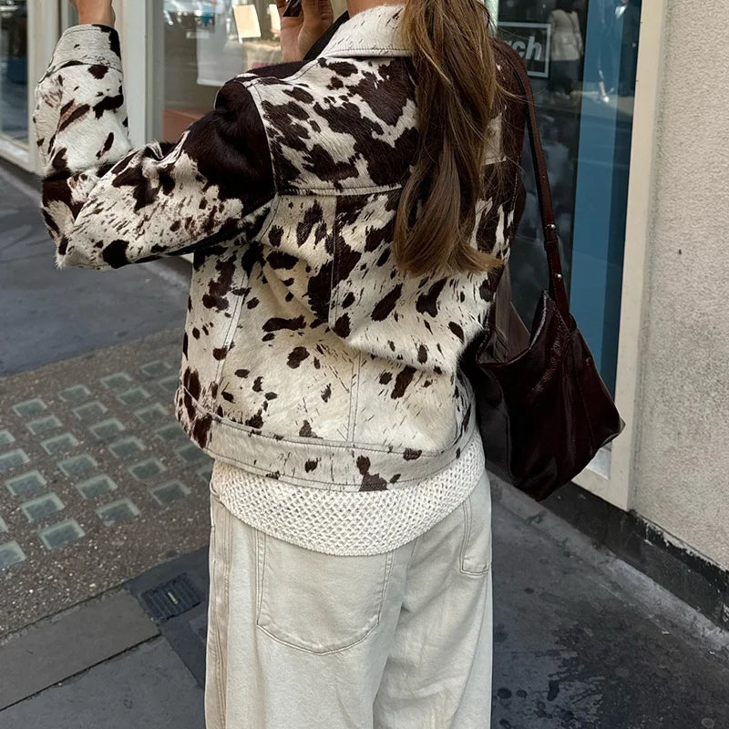 Jaqueta Feminina de Peito Único – Gola Virada e Estilo Urbano