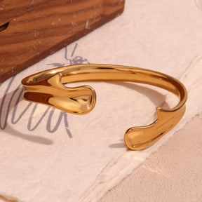 Pulseira Elegante Banhada a Ouro 18K - Renovee